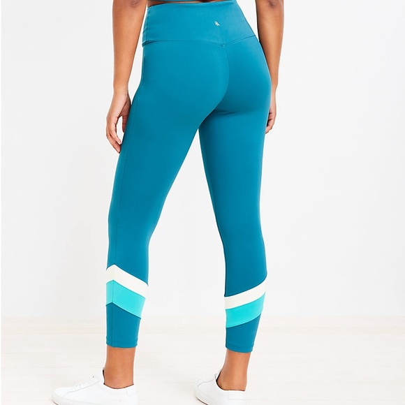 Lou & Grey Colorblock Luvstretch Pocket Leggings Size XS - Picture 2 of 6